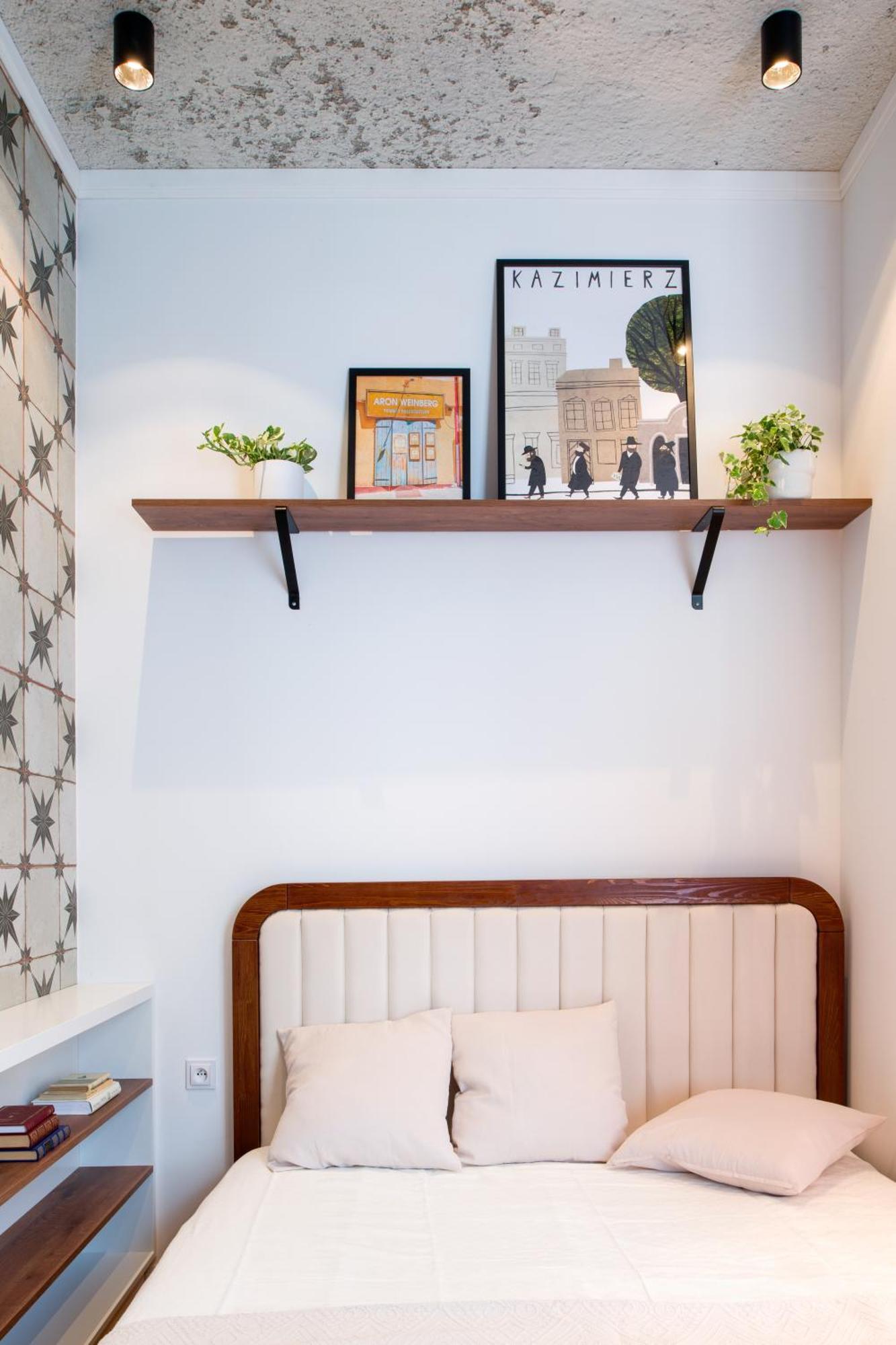 Golden Merchant Main Square Apartment